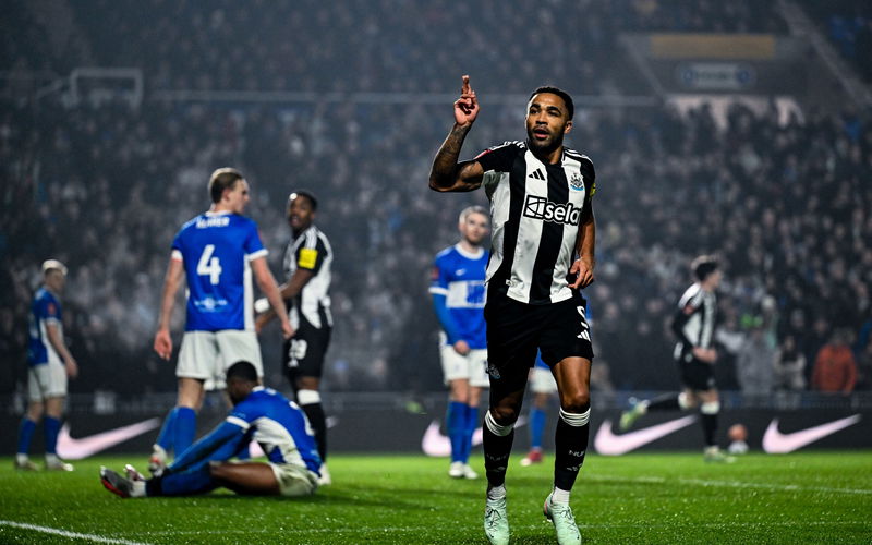 Image for West Ham show an interest in summer deal to sign Callum Wilson